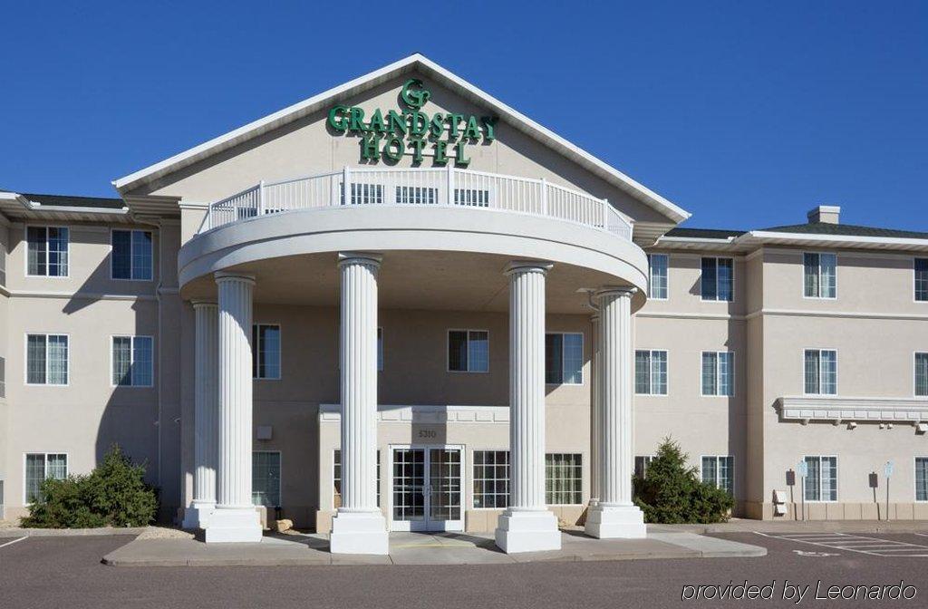 Grandstay Residential Suites Hotel - Eau Claire Exterior photo